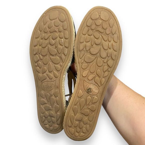 BOC | Born Concept Dark Gray Canvas Gladiator Tie Espadrille Sandals | Size 9.5 - Picture 9 of 11